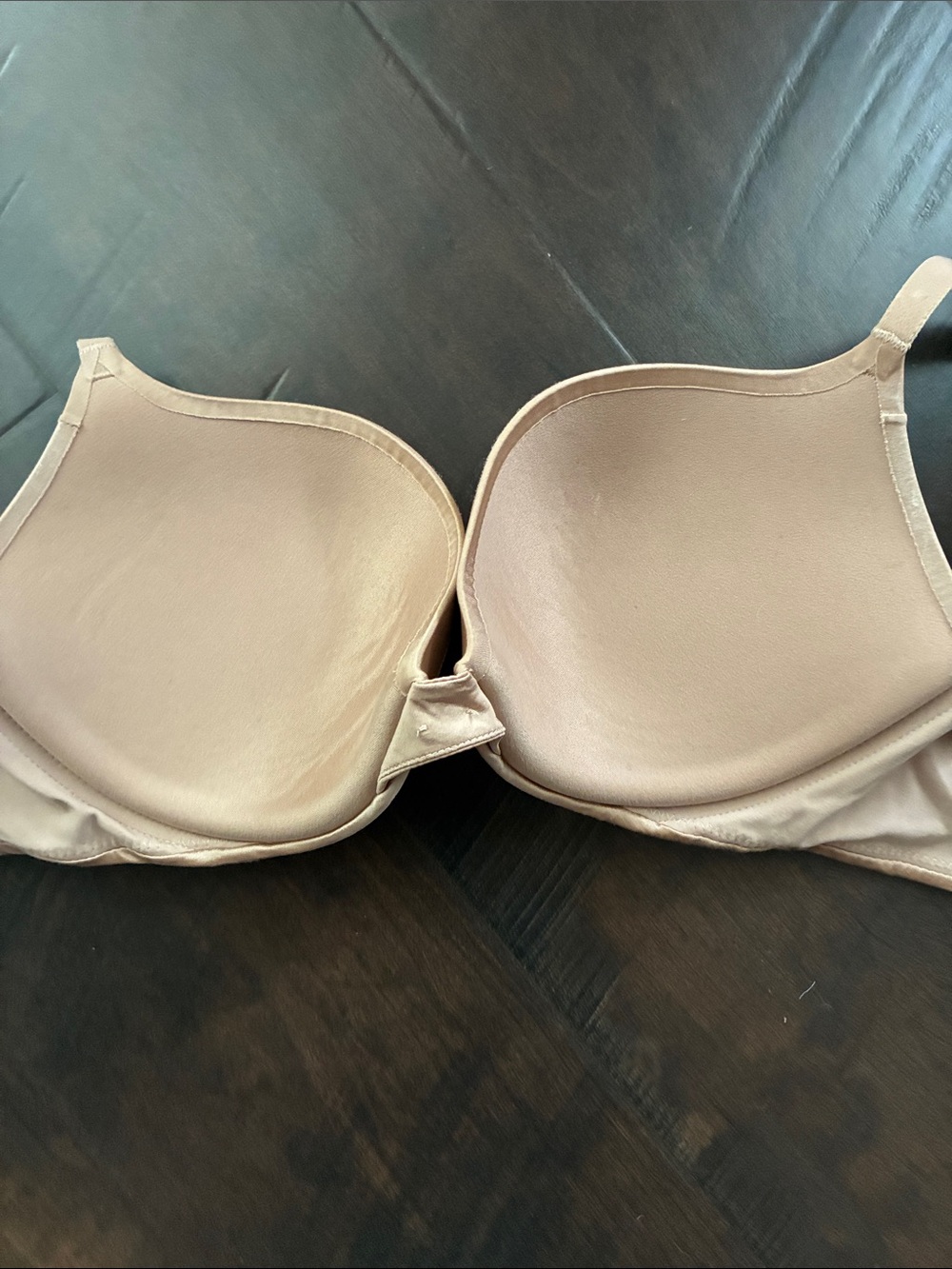 Victoria’s Secret Push up Bra in Nude — Smooth Support - Picture 3 of 6